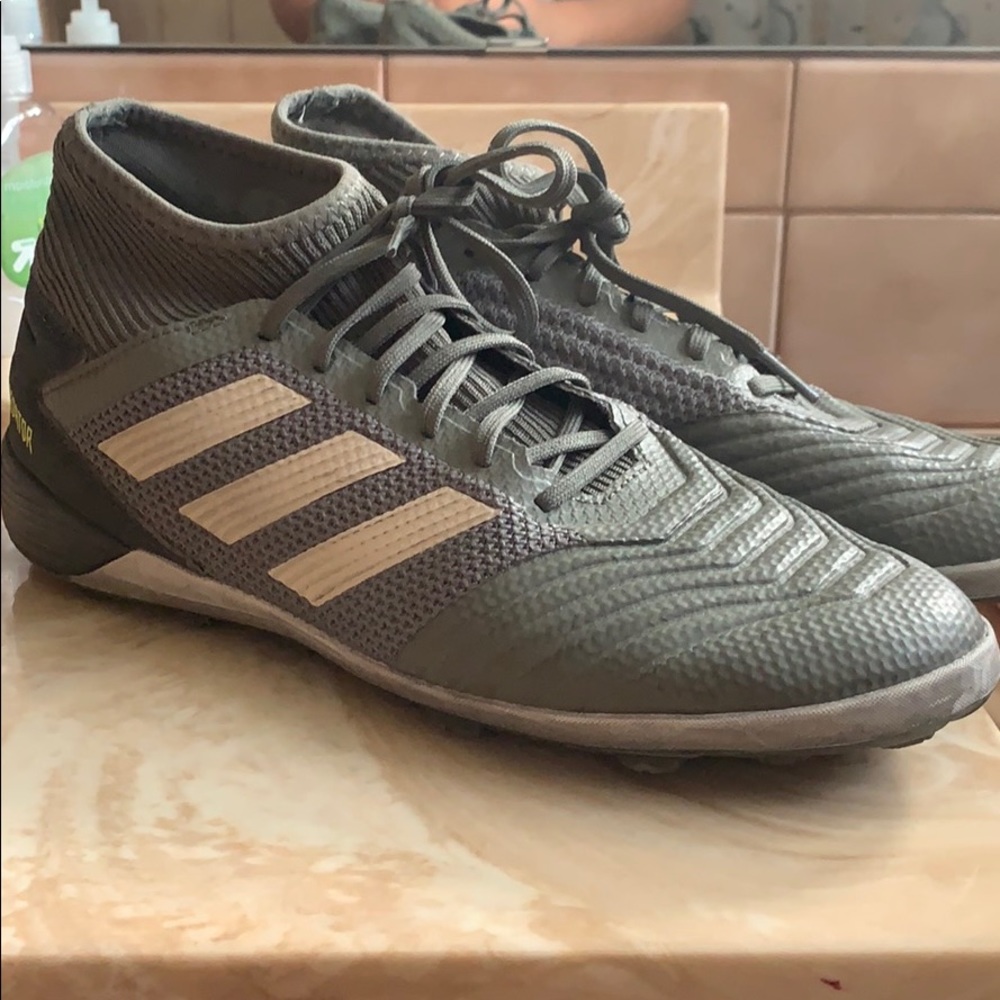 Adidas Men's PREDATOR 19.3 TF Soccer Shoe